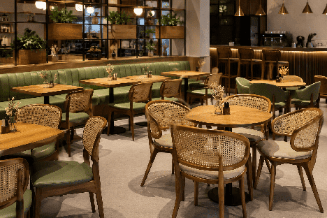 Cafe Furniture Manufacturer Pune